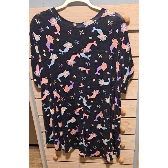 LuLaRoe Mermaid Print Top โ Size 3X - Picture 2 of 8